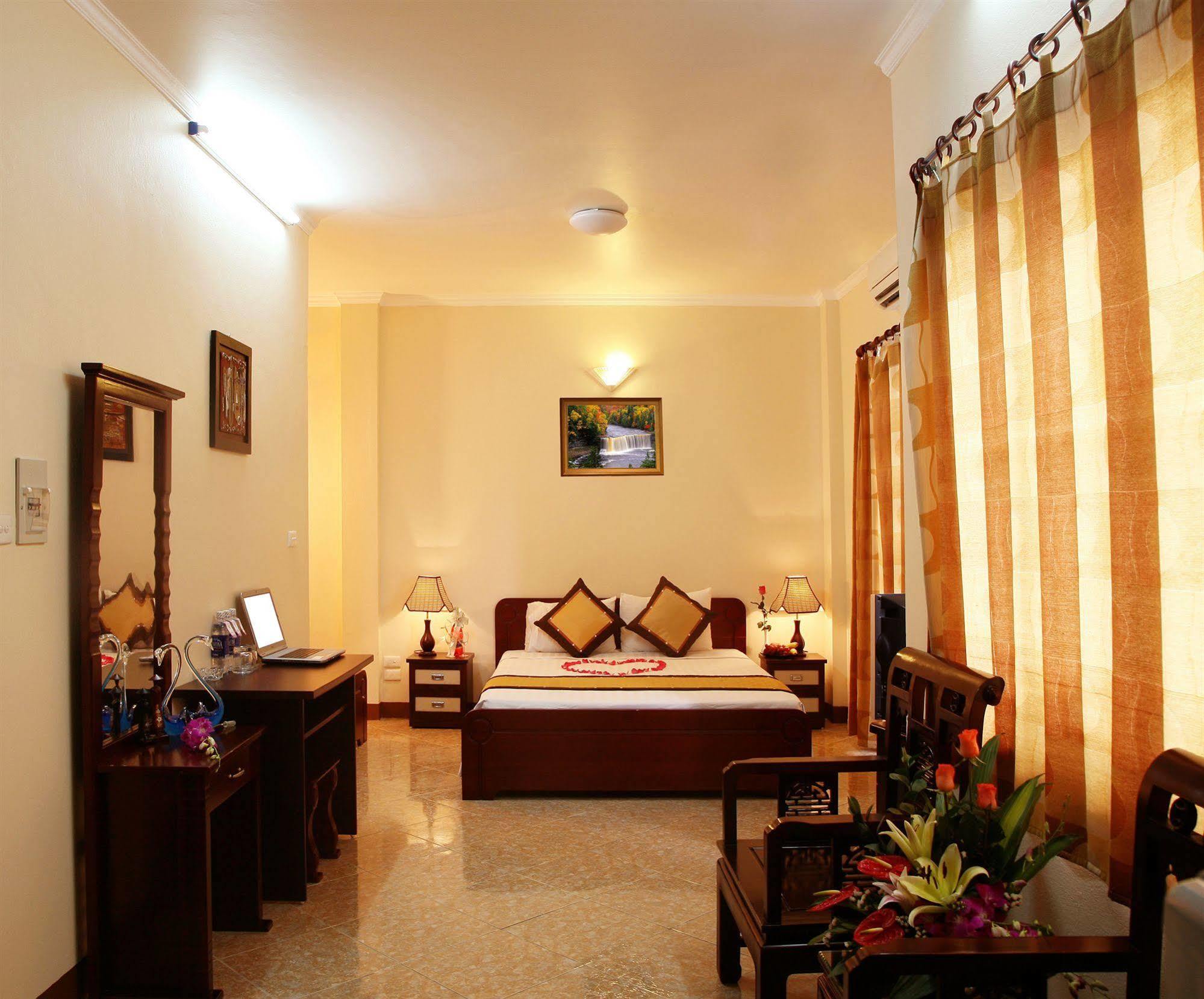 Royal Holiday Hanoi Hotel Kültér fotó